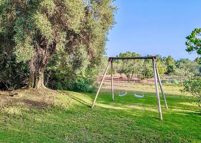 Charming Near With Private Garden Pula