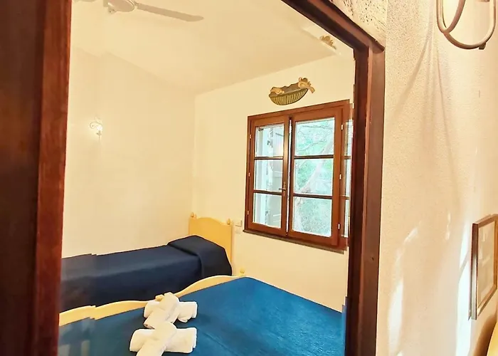 Vila Charming Near With Private Garden Pula