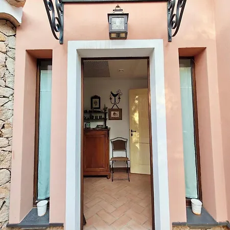 Charming With Private Garden Near Nora & Chia *