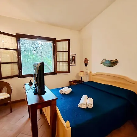 Villa Charming With Private Garden Near Nora & Chia Pula