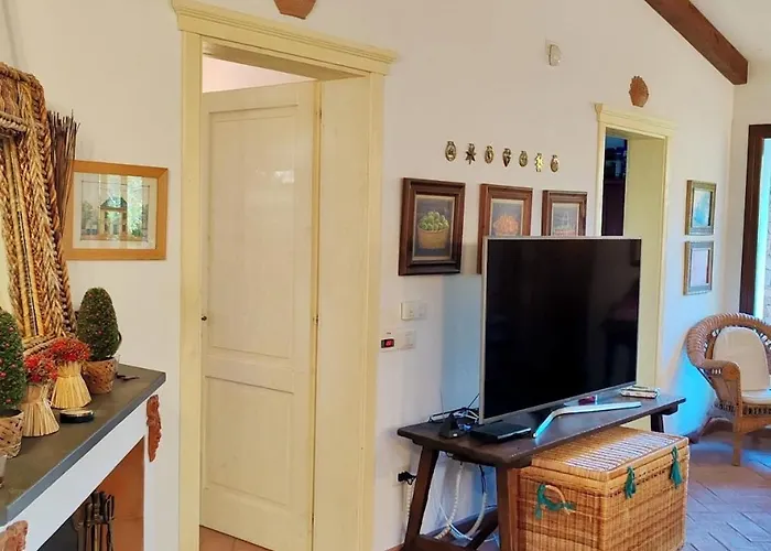 Villa Charming Near With Private Garden *