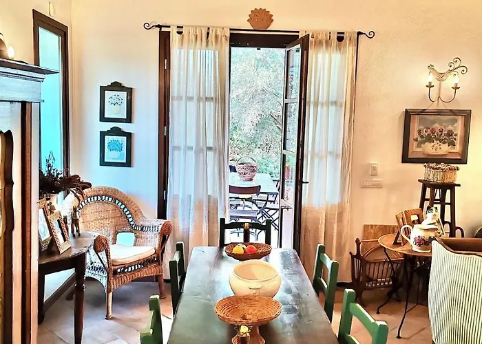 Charming Near With Private Garden * Pula